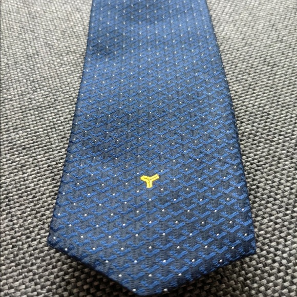 Auth Goyard Blue Skinny Tie - Picture 4 of 5